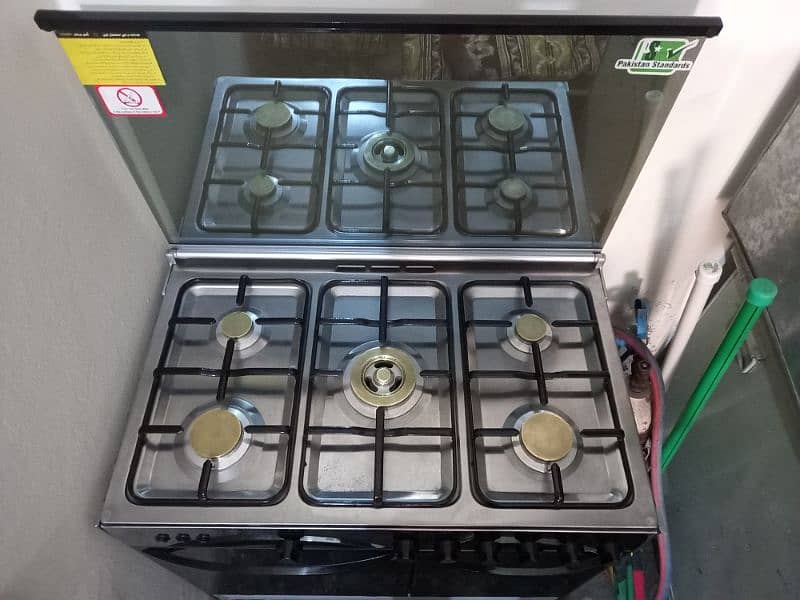 Cooking Range with 5 Golden Burners 0