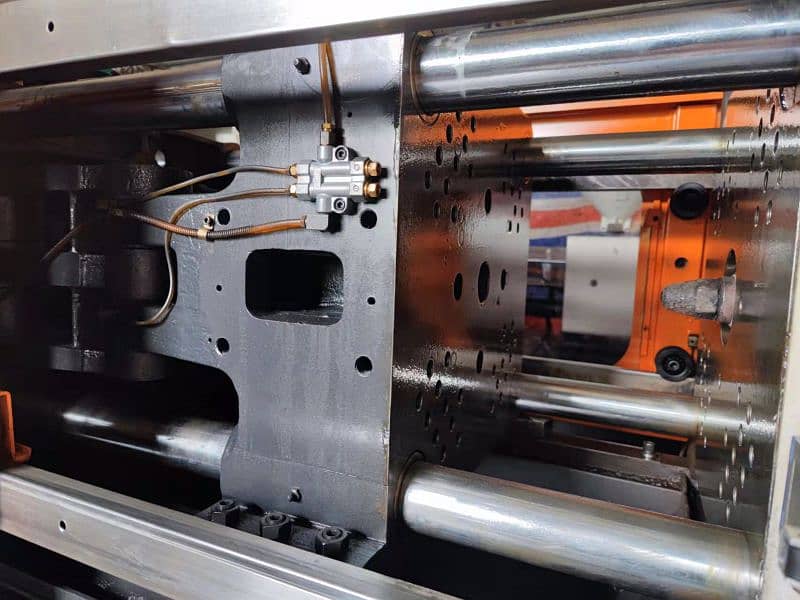 injection moulding machine ChenHsong JM MK6 2018 90 ton servo 10