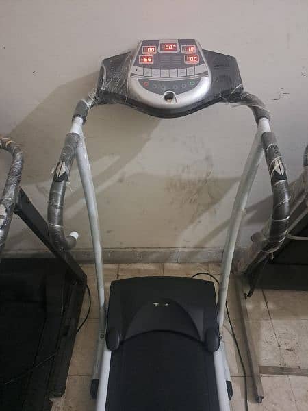 treadmils. (0309 5885468). electric running & jogging machines 12