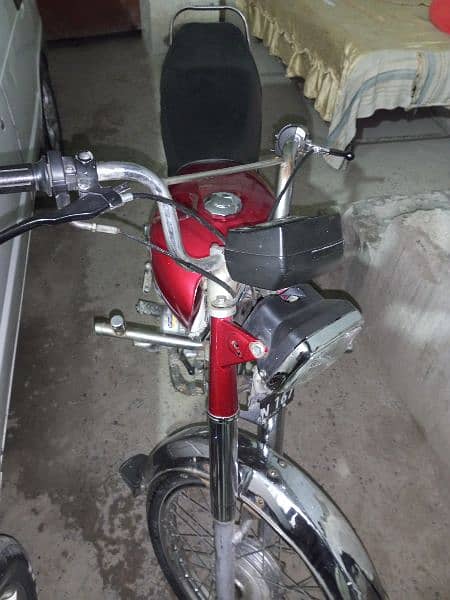 Honda CD 70 5