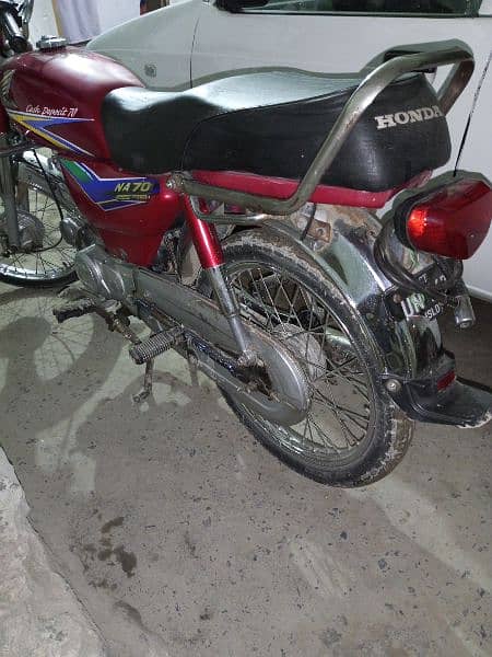 Honda CD 70 17