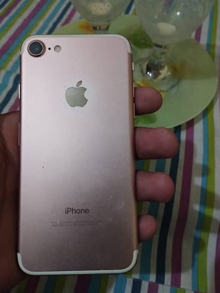 IPhone 7 / 32 GB 2