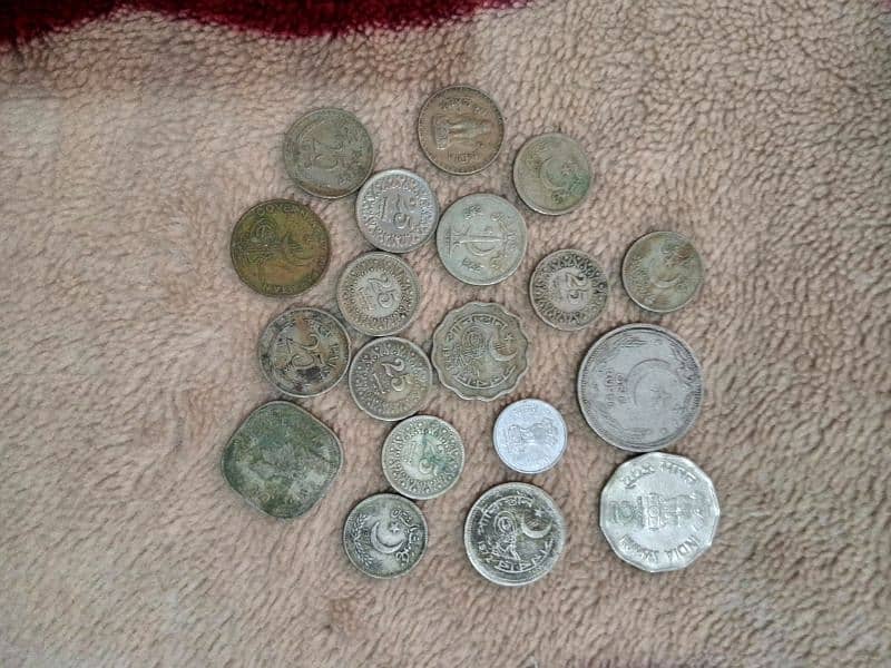 Coins - Diffrent Countries Coins - Read Ad First 7