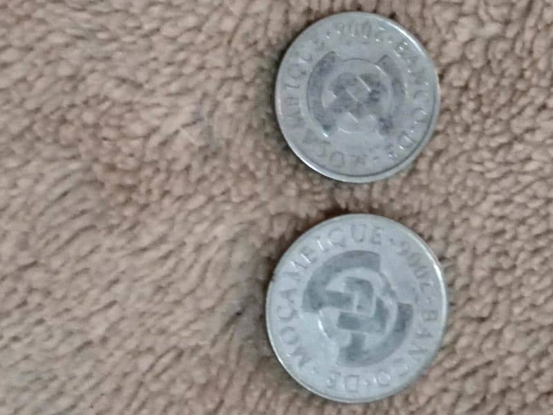 Coins - Diffrent Countries Coins - Read Ad First 18