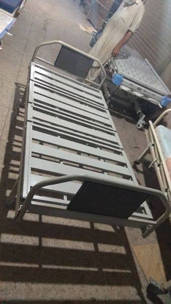 hospital bed for patient single function used neat & clean 4