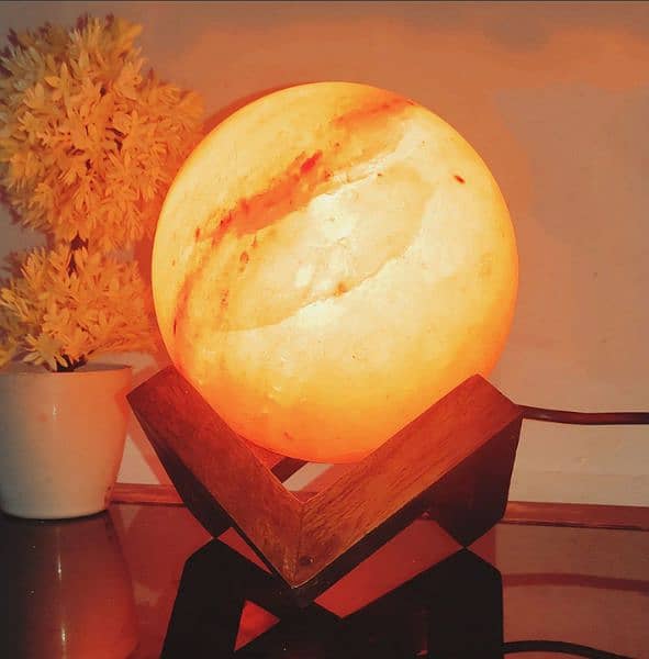 Himalayan Salt Sphere Lamp 0