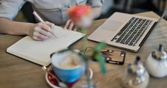 Fresh Content writer office based lahore