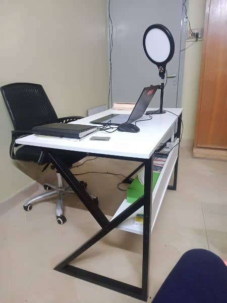 study table,computer table, gaming table, meeting & office desks 14