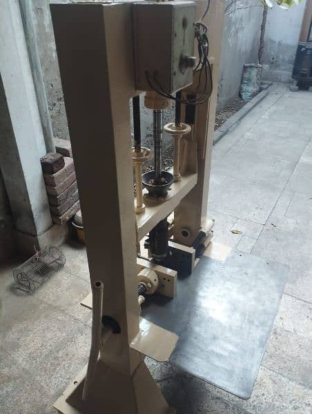 mixing machine, drilling machine, hydraulic plastic moulding machine 8