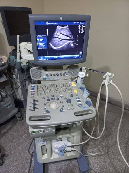 Ultrasound machines, 03333338596 7