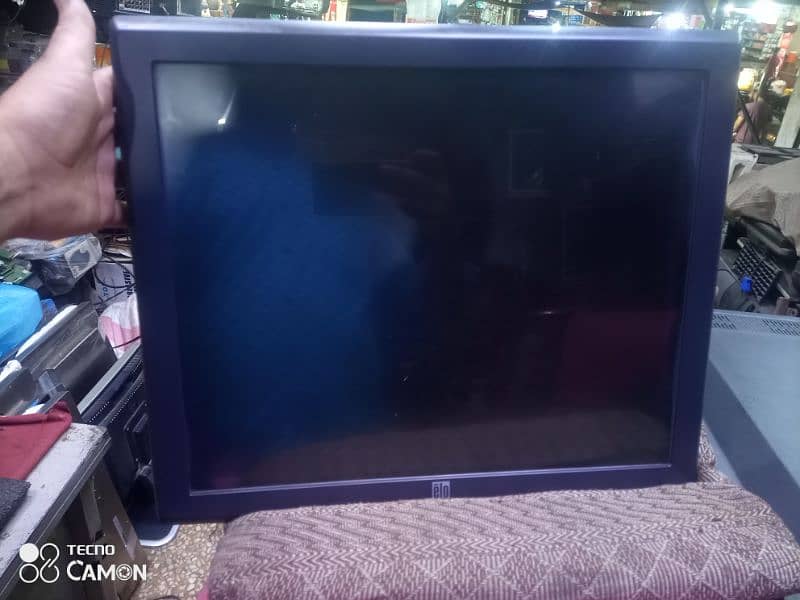 Elo 19" Touch screen lcd. . 0