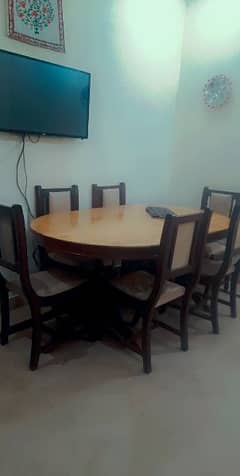 good condition 6 chairs without table