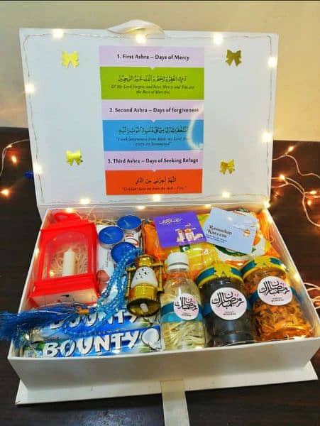 Custamized gift basket available 1