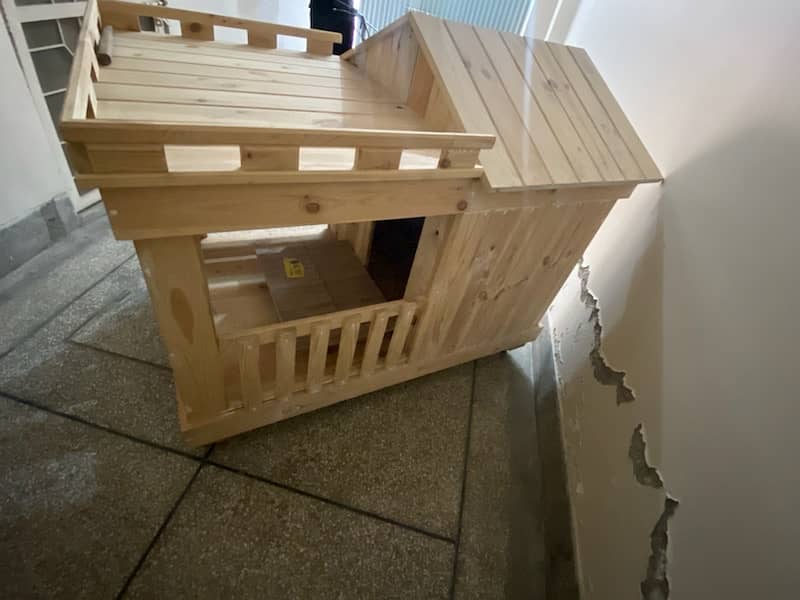 Dog house 5ft length 3ft width and 4ft height german shepherd 4