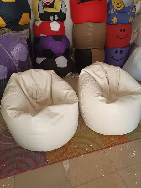 BEAN BAGS LEATHER COUCH 0