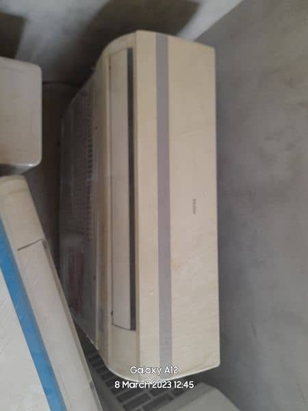 used(inverter A/c)( Protabal Ac) available in good price 17
