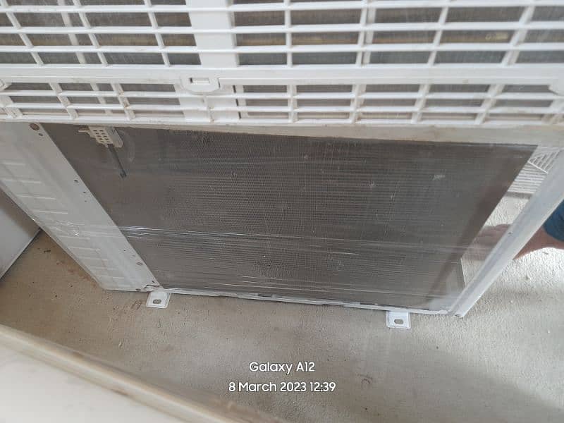used(inverter A/c)( Protabal Ac) available in good price 18