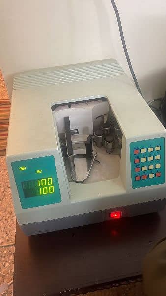 Mix  Currency,Cash Counting Machine with 100% fake detection Pakistan 15
