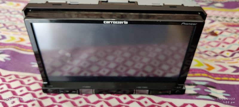 pioneer carrozzeria AVIC-RZ301 japan deck lcd sound 1