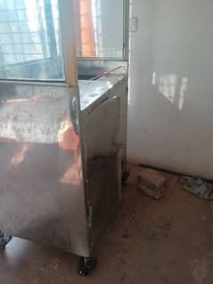 Chips counter for sale new condition