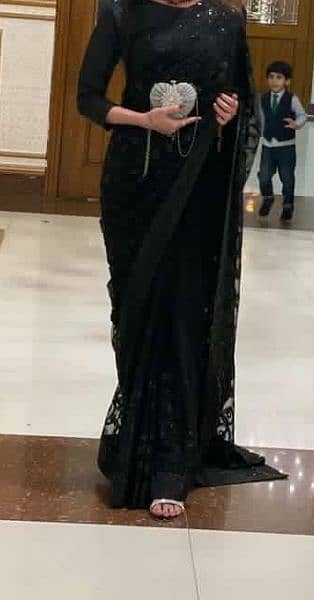 Black saree 0