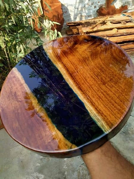 epoxy resin center table. 5×3size. whatsapp 0304-8683392 7