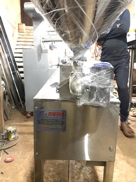 Filling Machine For Liquid juice Water Paste Cream Packing Machine 3