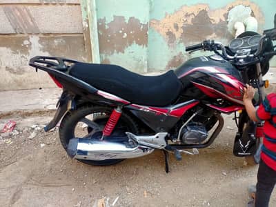 Honda CB 150F 2