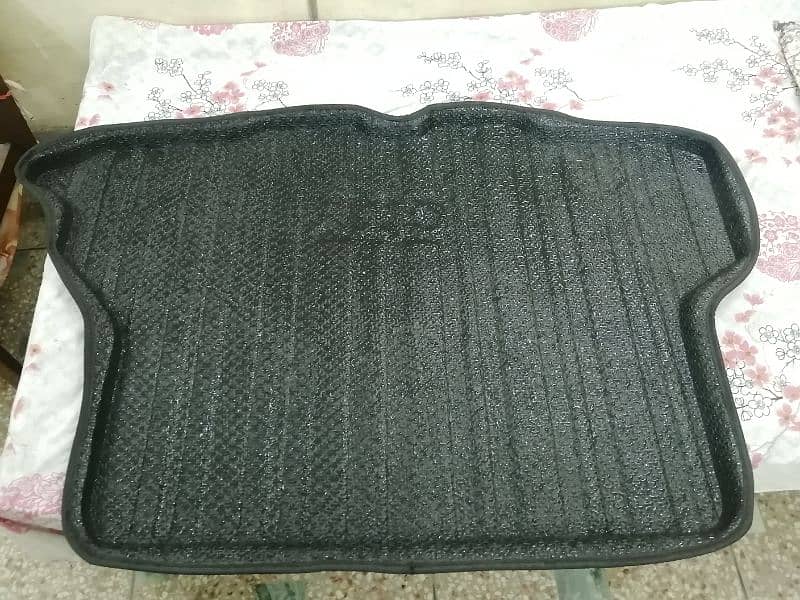 Honda City trunk mat tray - 0,3,2,1,4,2,4,0,8,8,1 1