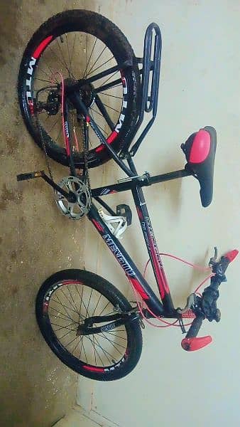 urgent sale large cycle girls and boys both use this cycle