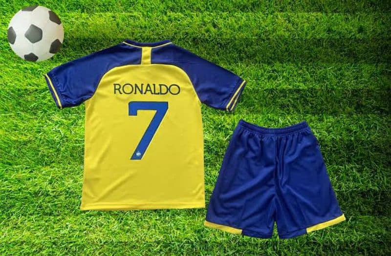 FOOTBALL KITS Ronaldo Messi 13