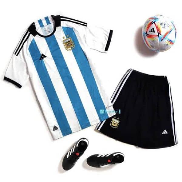 FOOTBALL KITS Ronaldo Messi 16