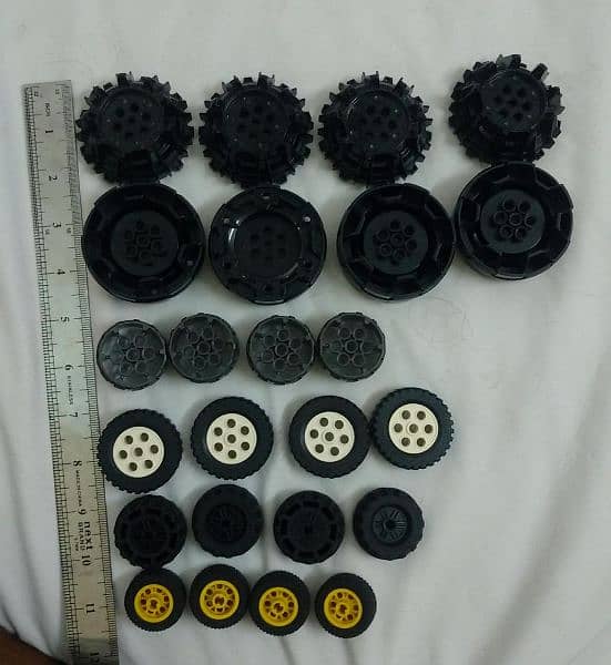 Ahmad's Lego Technic parts and accessories in diffrent prices 4