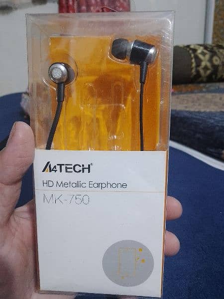 a4 tech ear phone vip sound 1