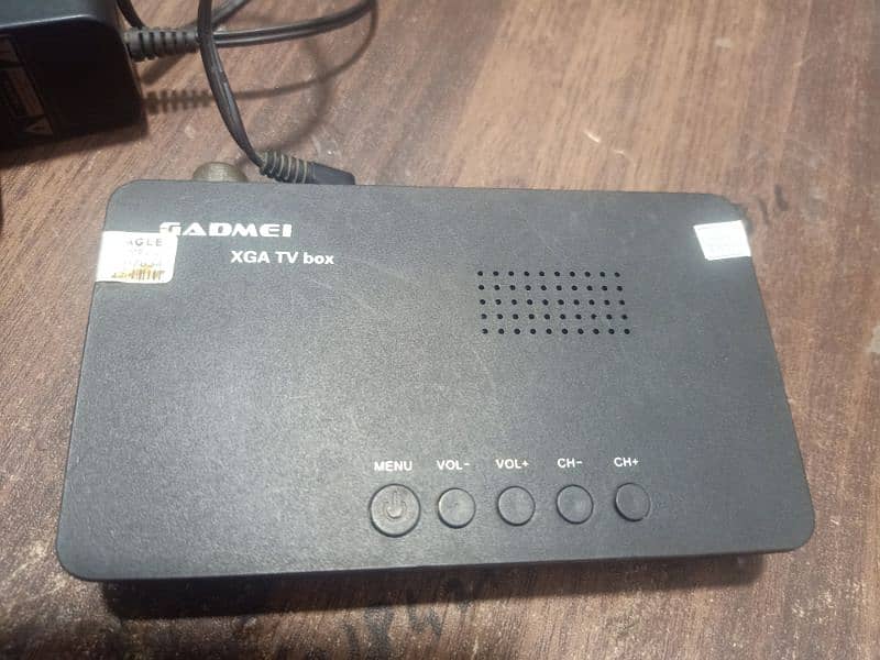 Gadmie TV box for cable 0