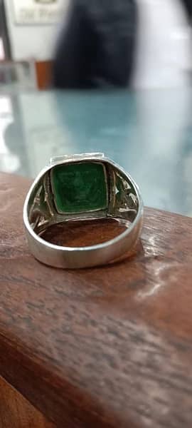 Natural Emerald (Zamarud) stone ring full silver 10