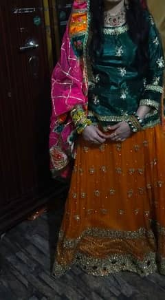 lehnga and dopta for mehndi function