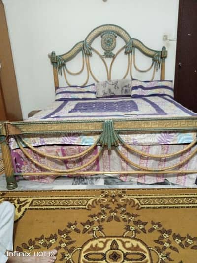 iron double bed king size with mirror