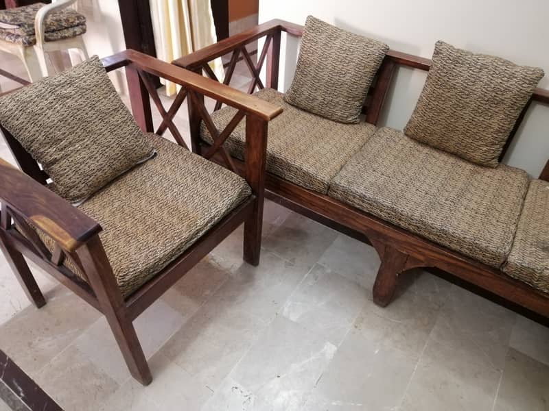 Sofa Set For Sale. . (5 Seater) 4