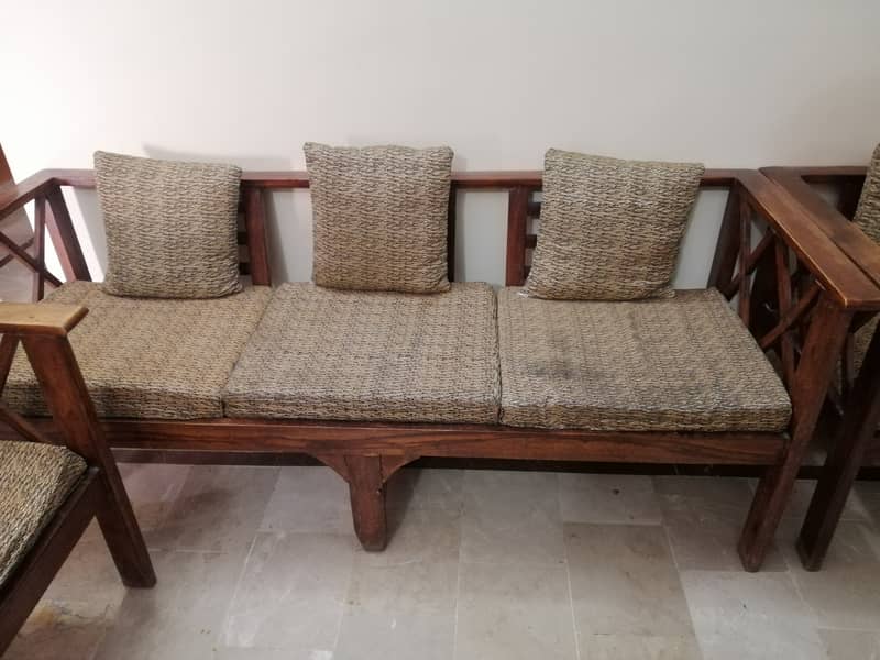 Sofa Set For Sale. . (5 Seater) 5