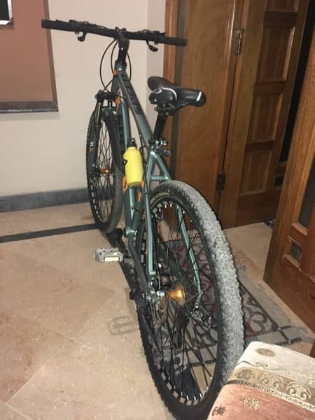 26 inch Aluminum frame slightly used SPEED cycle 7