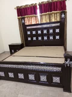 pure wooden bedroom set