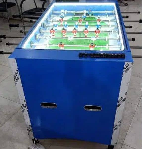 Arcade video game foosball football 6