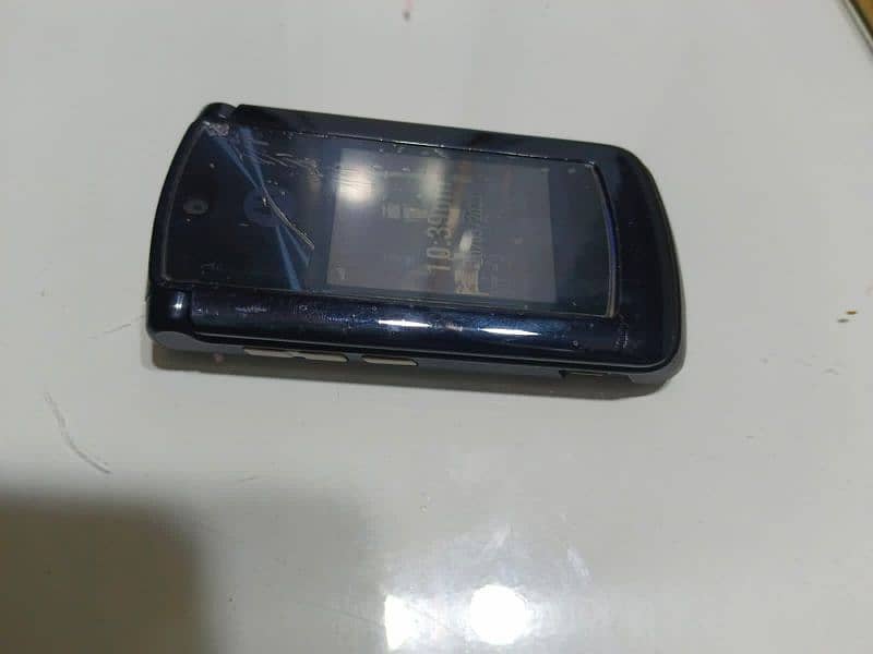 Motorola v8 1