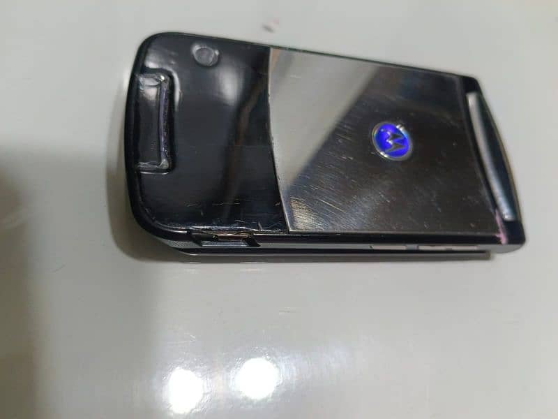 Motorola v8 3