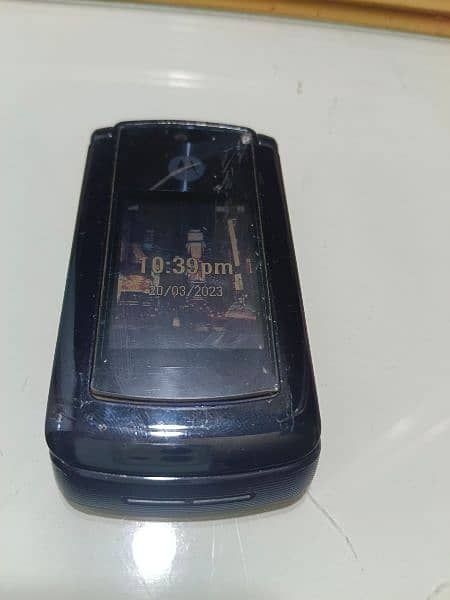 Motorola v8 4