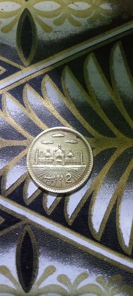 2 rupees old coin