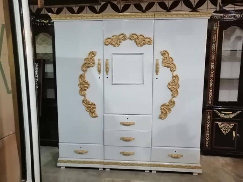 Wardrobe 0