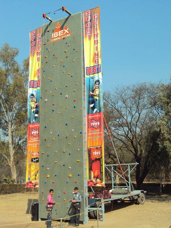 Climbing Walls, Holds & Climbing Equipment 18