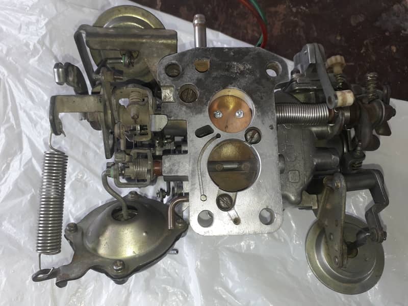 SUZUKI CULTUS GENIOUN CARBURETOR 1